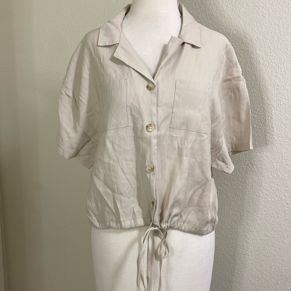 5/O Small‎ Short Sleeve Button down Top